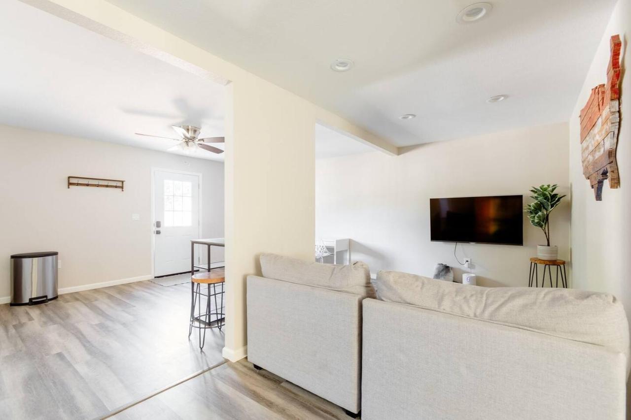 רוזוויל Beautiful Spacious Guest Home מראה חיצוני תמונה